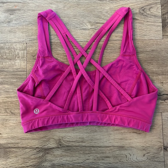 Hot pink Lululemon sports bra size 6 - Picture 2 of 3